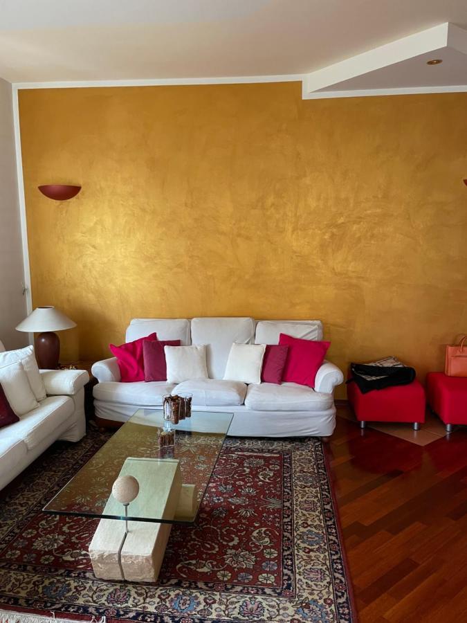 Zen Apartment Located In Turin Pre Hill Экстерьер фото